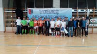 Czarni Morawica z  piłkarskim Pucharem Burmistrza