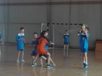 Gminne zawody w mini piłce ręcznej chłopców - zwycięstwo SP Morawica