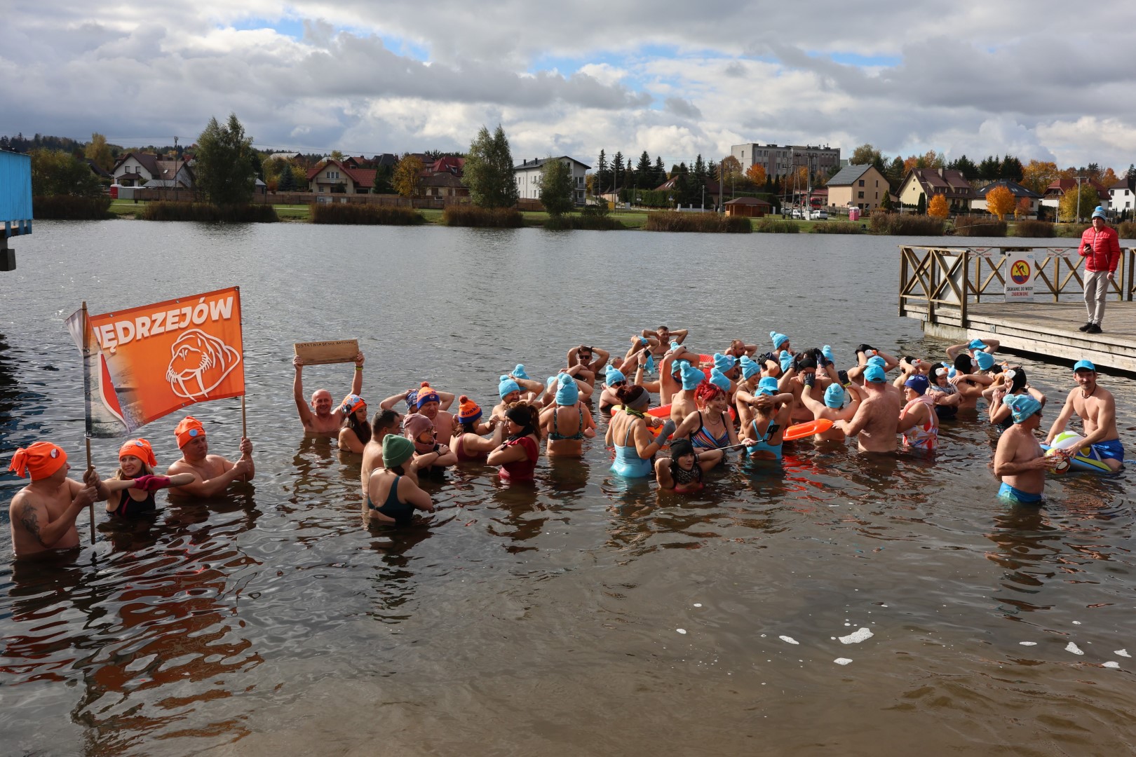 Sezon morsowania nad zalewem w Morawicy oficjalnie rozpoczęty!