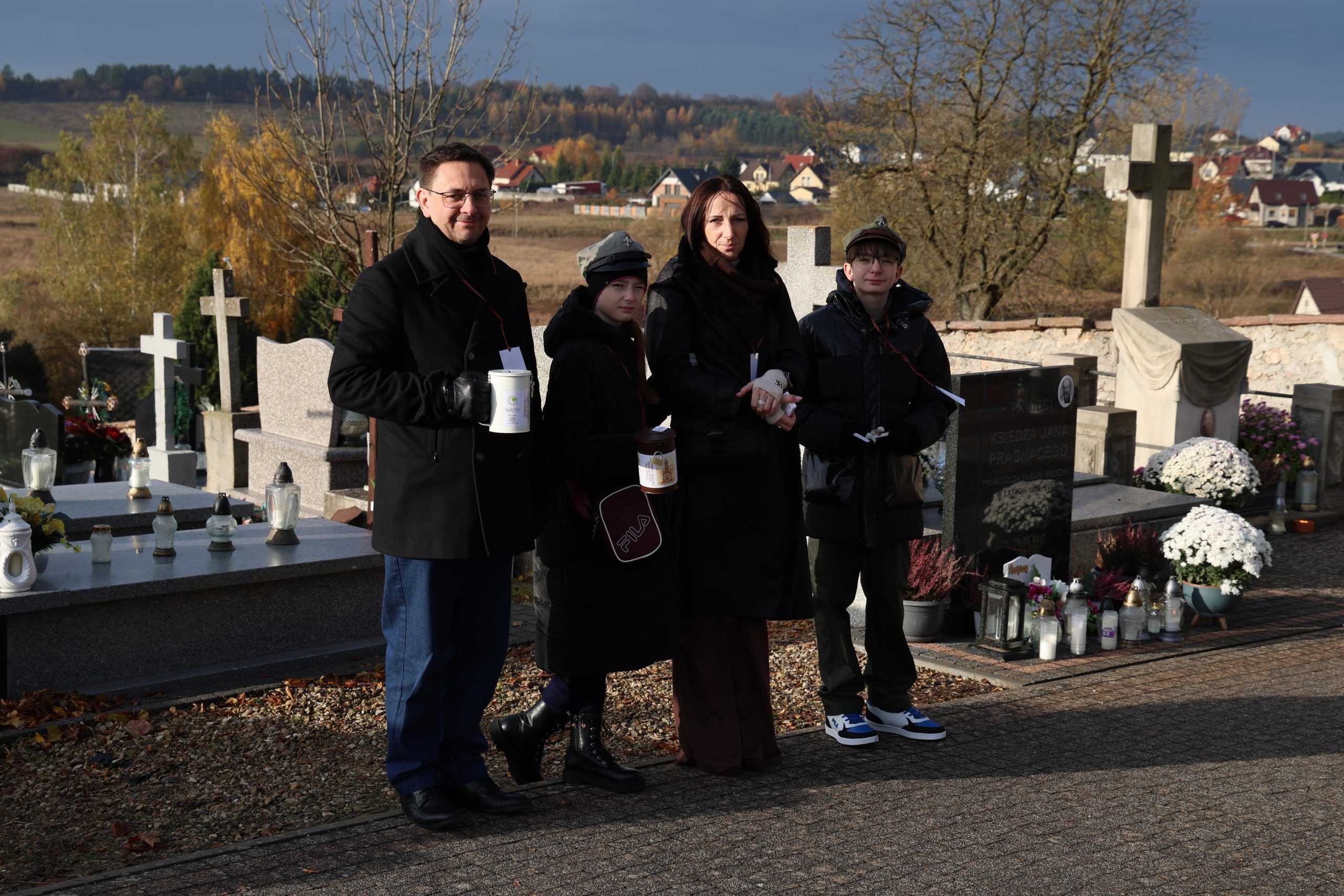 Kwesty w Bilczy, Brzezinach i Lisowie z okazji Dnia Wszystkich Świętych