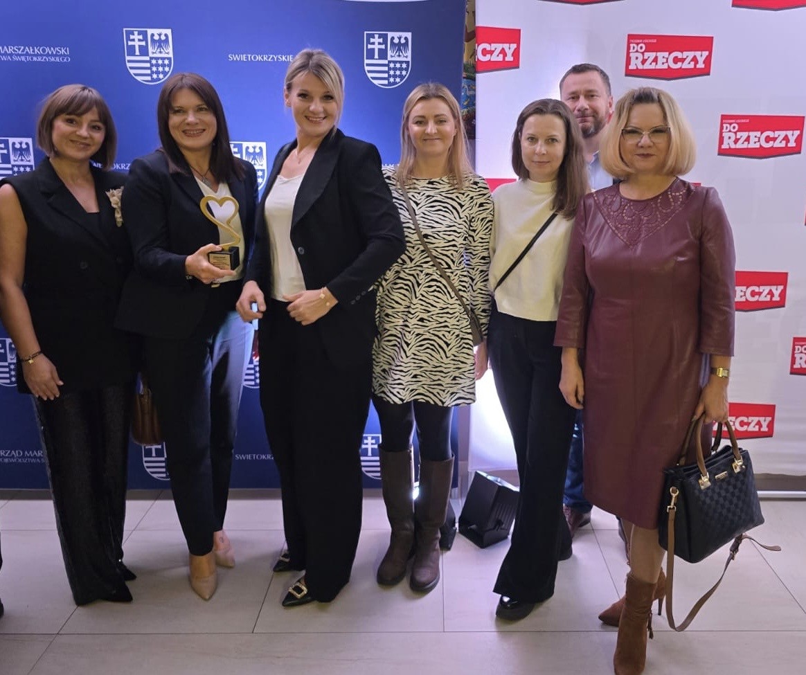 Szkoła Podstawowa w Bilczy i Rodzinna Kapela Korbanów z Dębskiej Woli laureatami gali ˝Kochać i chronić˝ 2025